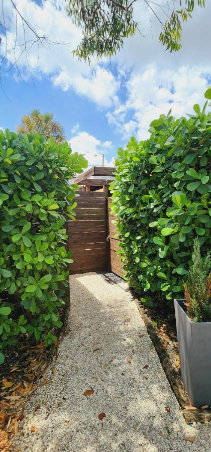 Private Aparment Studio In The Hard Of Miami Unit # 6 Opa-locka Εξωτερικό φωτογραφία